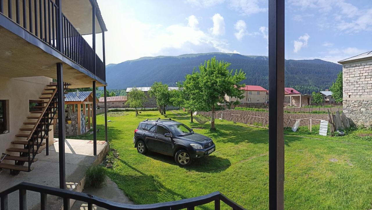 House B&B Mestia Bagian luar foto